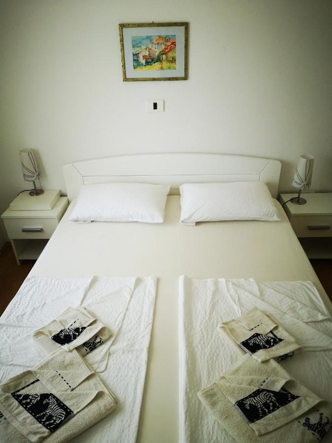 Apartma Ceh Gabrovica pri Crnem Kalu Ngoại thất bức ảnh