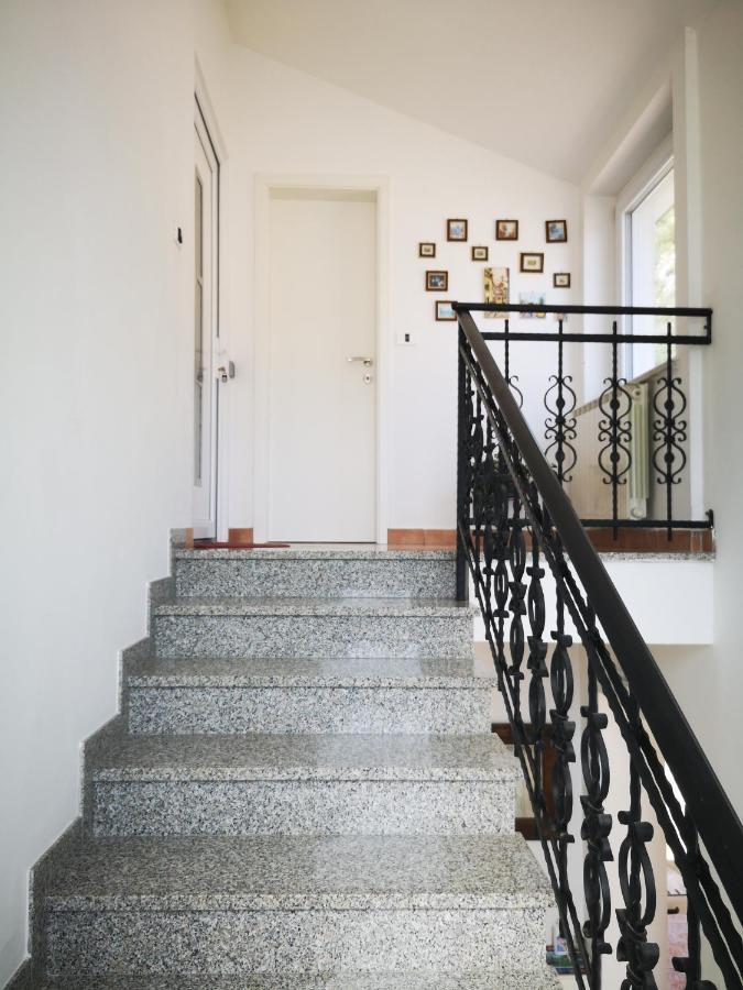 Apartma Ceh Gabrovica pri Crnem Kalu Ngoại thất bức ảnh